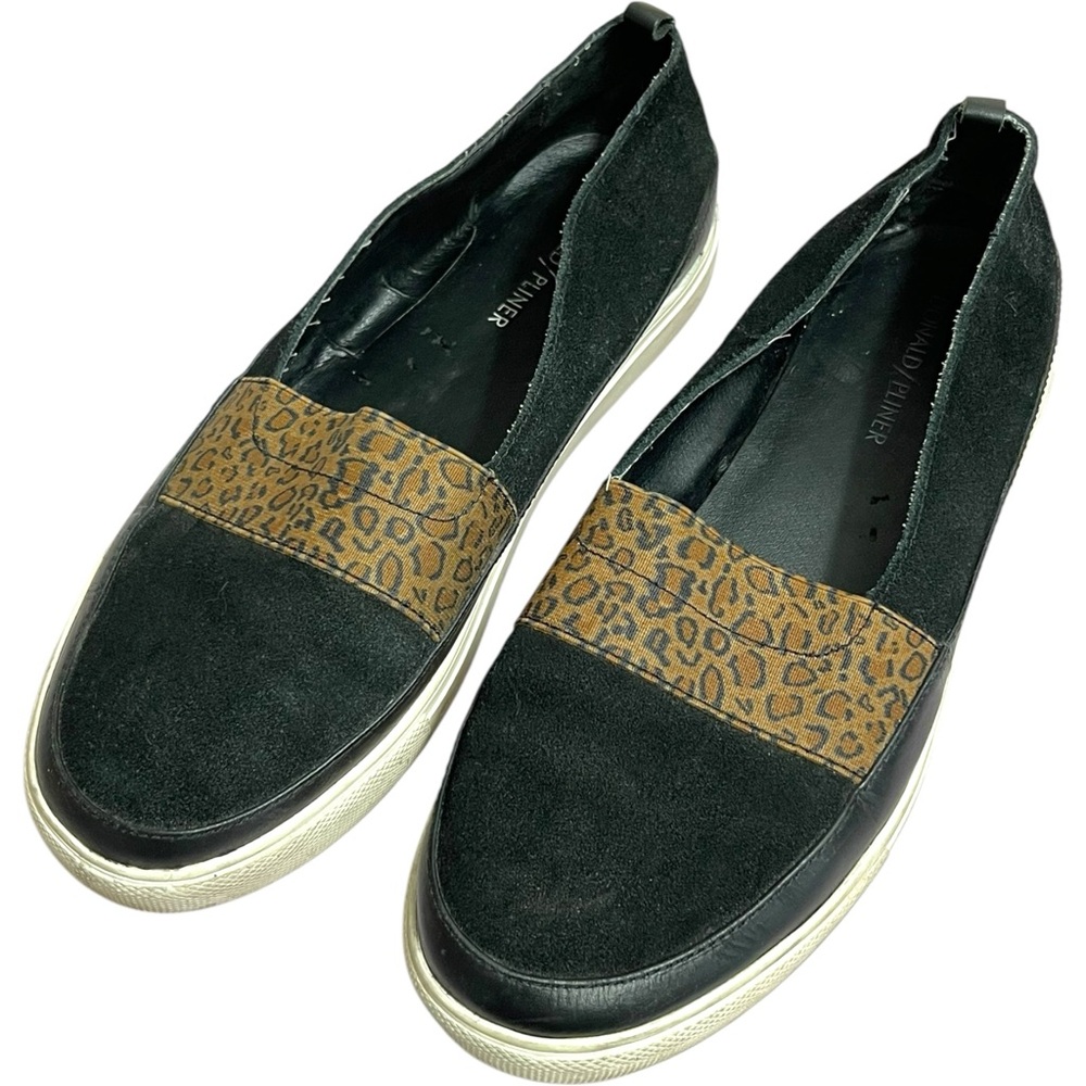 Donald Pliner Women's Sani-WX Black Leopard Suede Leather Slip-on Shoe Size 8.5